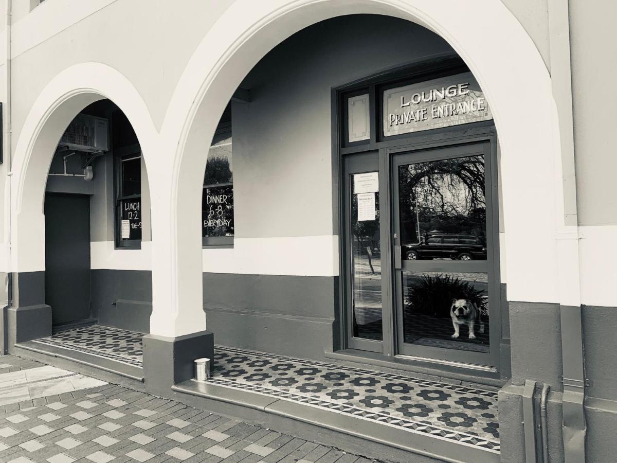 Donnybrook Hotel Wa Exterior foto